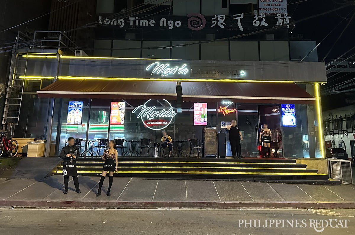 Manila Night Club with Hookers